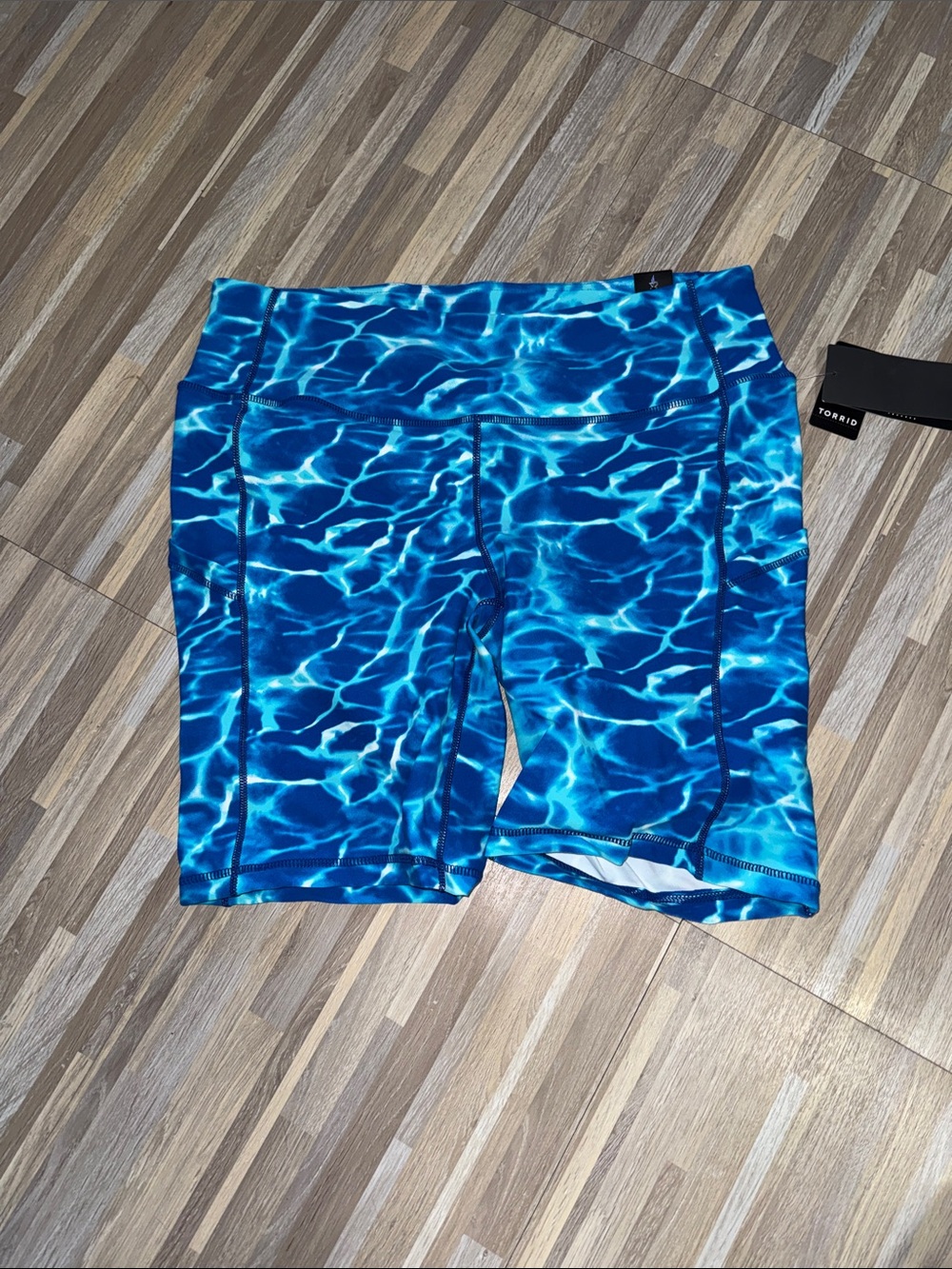 Torrid watercolor print active bike shorts